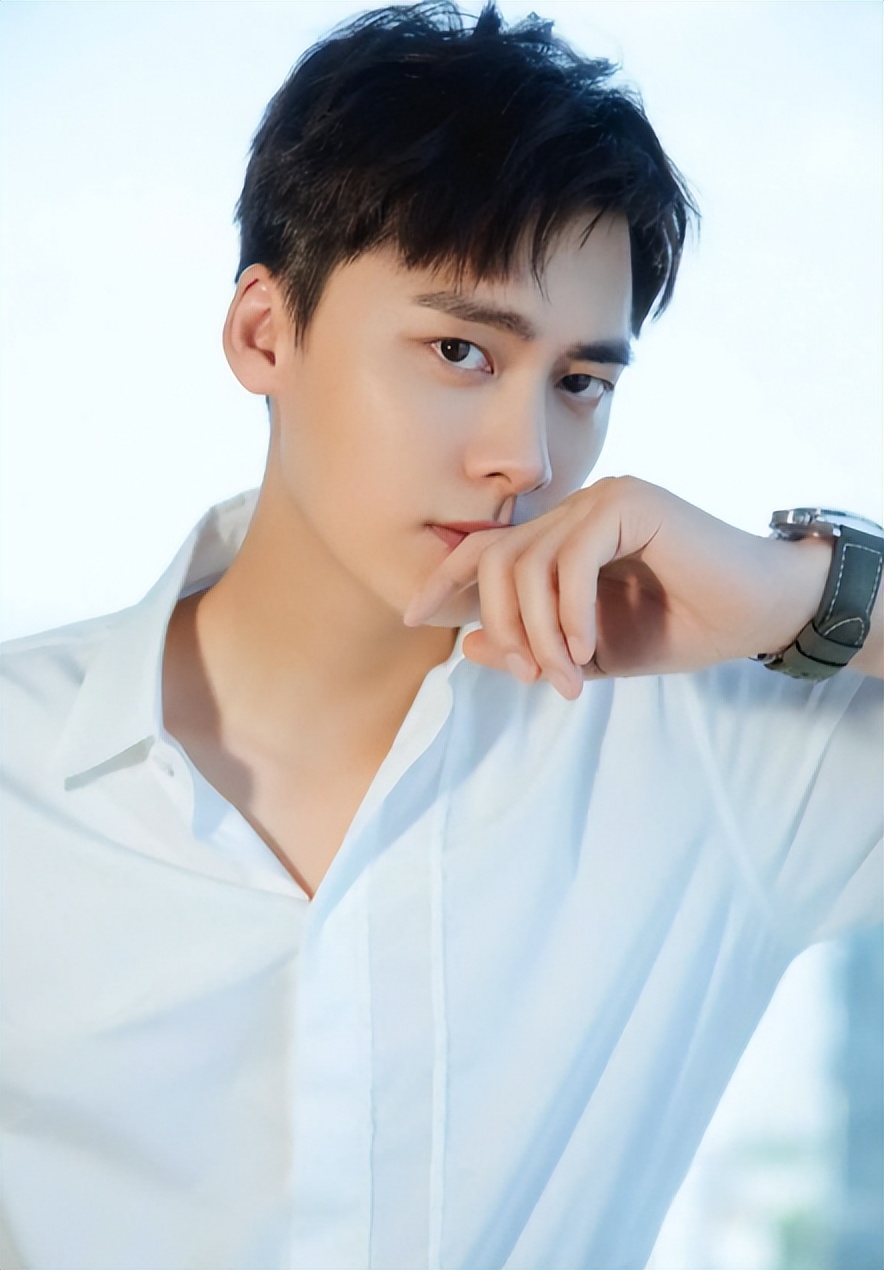 李易峰：真正改变命运的，并不是等来的机遇，而是我们的态度