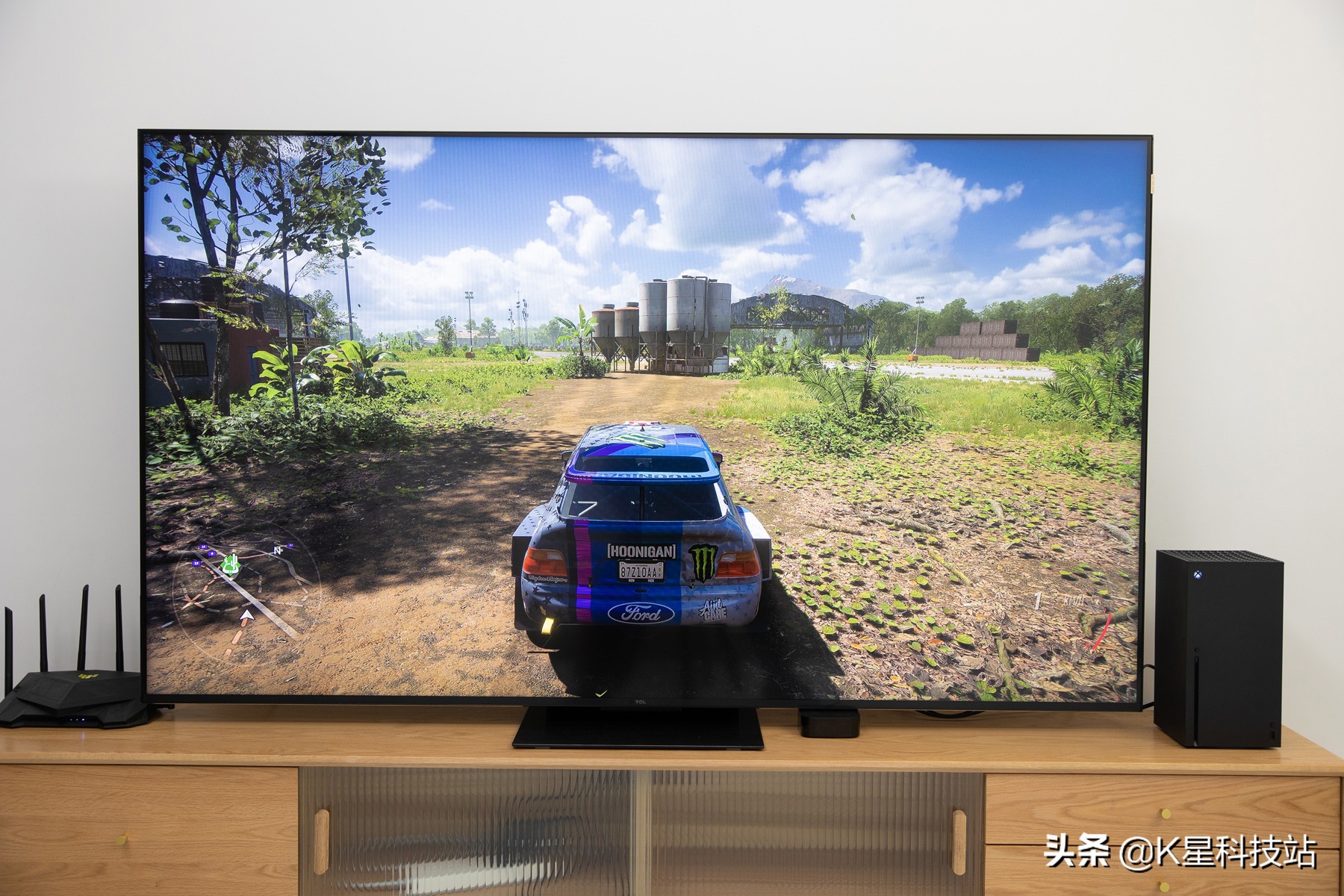 QD-Mini LED 战未来，国产电视画质的天花板，TCL X11电视机评测详解