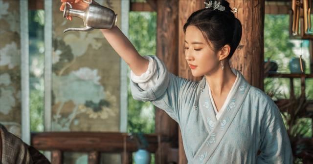 肖战新片《玉骨遥》预告播放量破五亿,将于暑期档开播