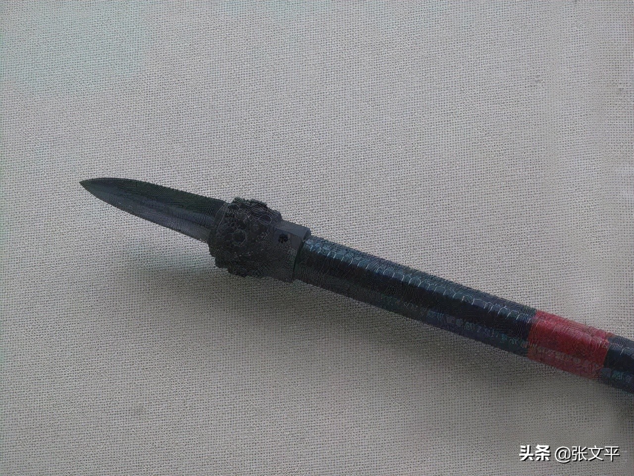 殳：甲骨文就有这个字，山西人至今还常挂在嘴边，但认识的人不多