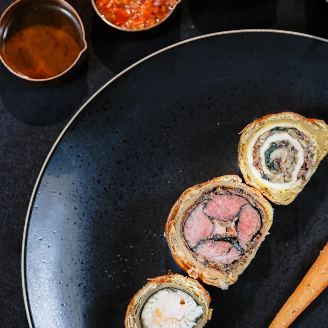 来自舌尖上的满足，只为击中你的味蕾