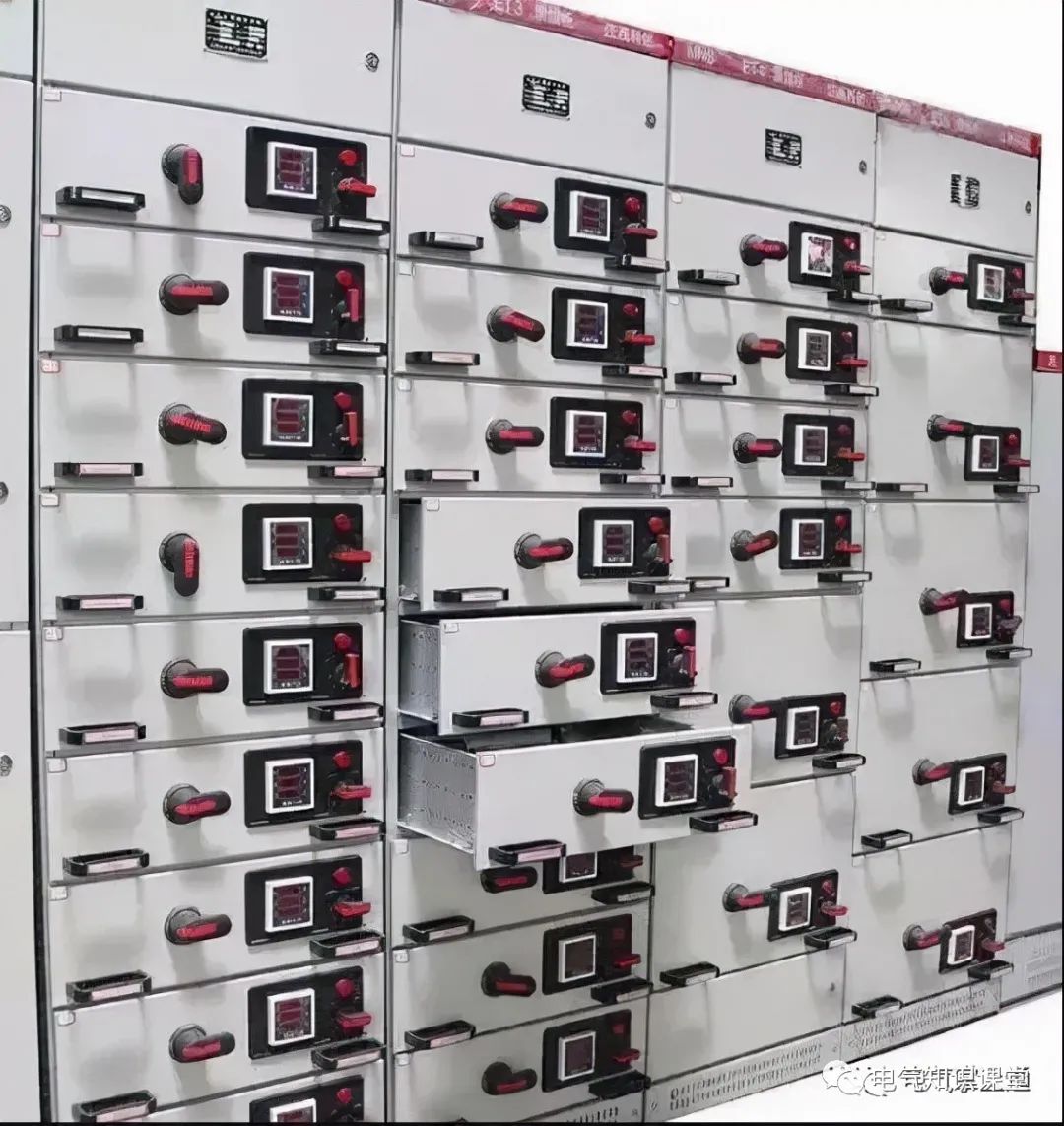 图文并茂详解：GCS、GCK、MNS、GGD配电柜的使用和区别