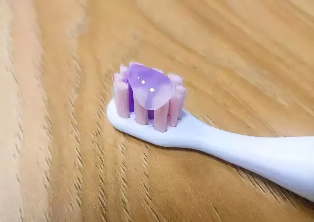 刷牙和长寿有关？北大研究证明：刷牙次数少的人，可能和长寿无缘