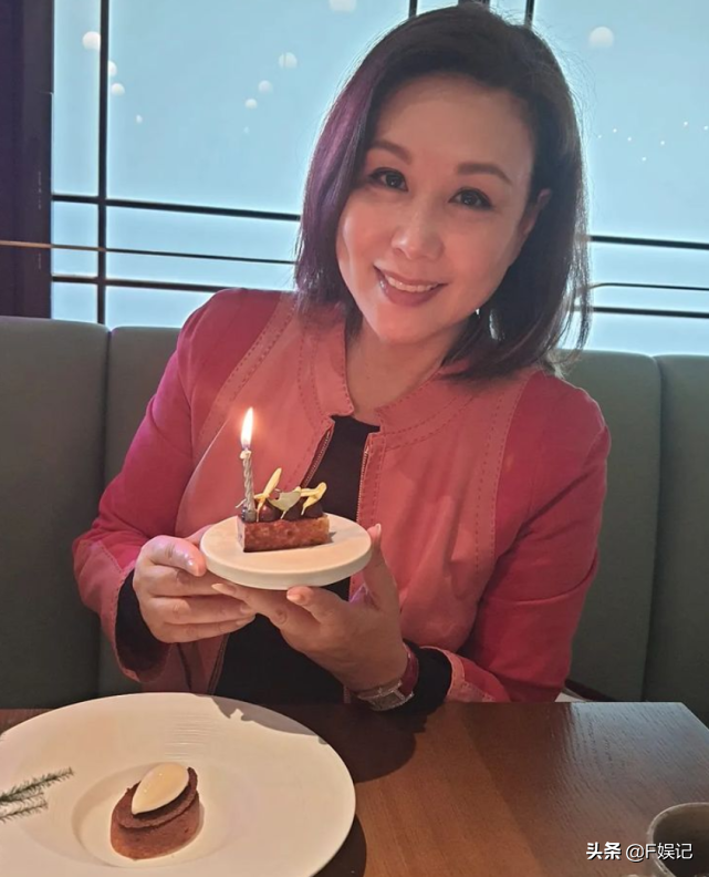 TVB老戏骨文雪儿宣布小女儿怀孕的喜讯 大女儿今年已经诞下儿子