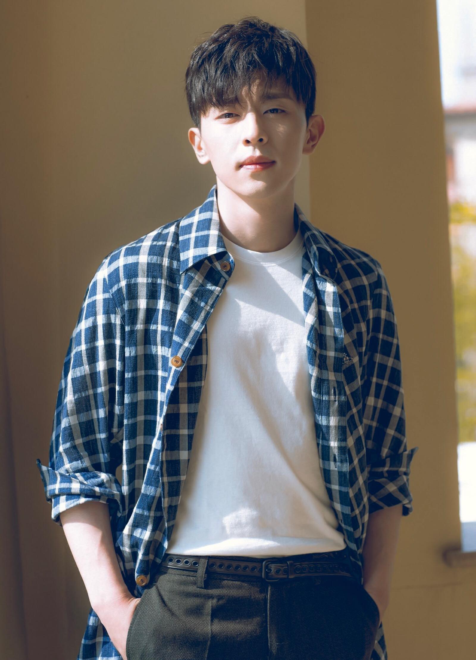 从“当红小生”到“劣迹艺人”，邓伦终究是变成了自己讨厌的模样