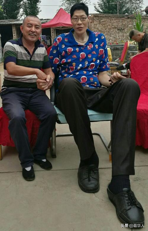 亚洲第一巨人张俊才：比姚明还高半个头，22年前娶妻却至今无子