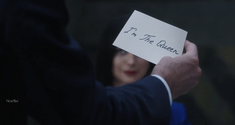 她是让纽约为之疯狂的女人，一天攻占七家银行却分文不取