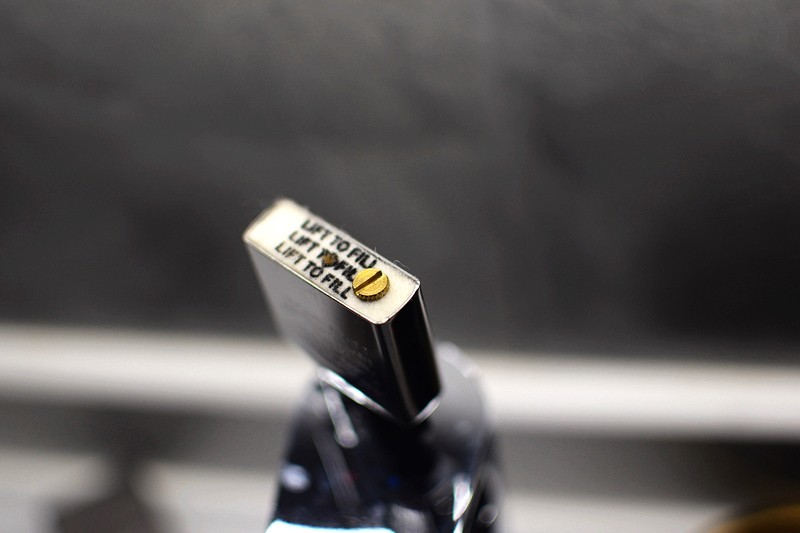 棱角分明 个性十足 fegve费戈钛合金打火机