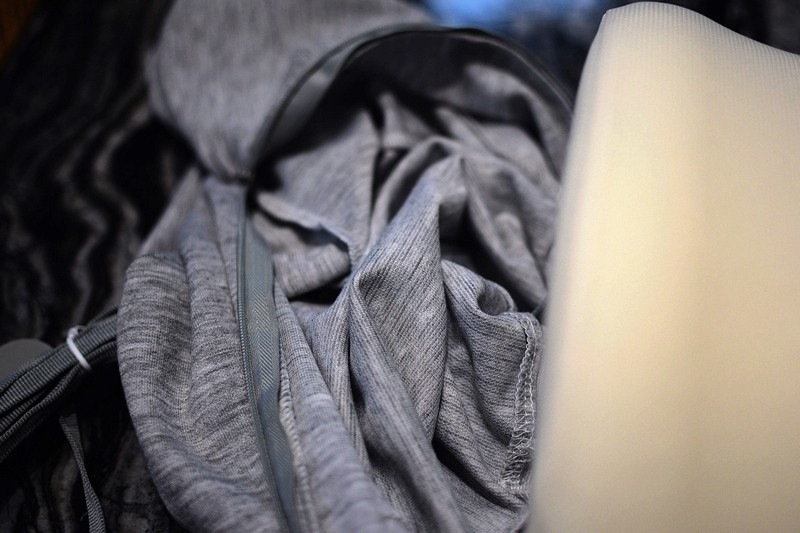 石墨烯热敷 8H小暖石墨烯热敷支撑护椎腰靠