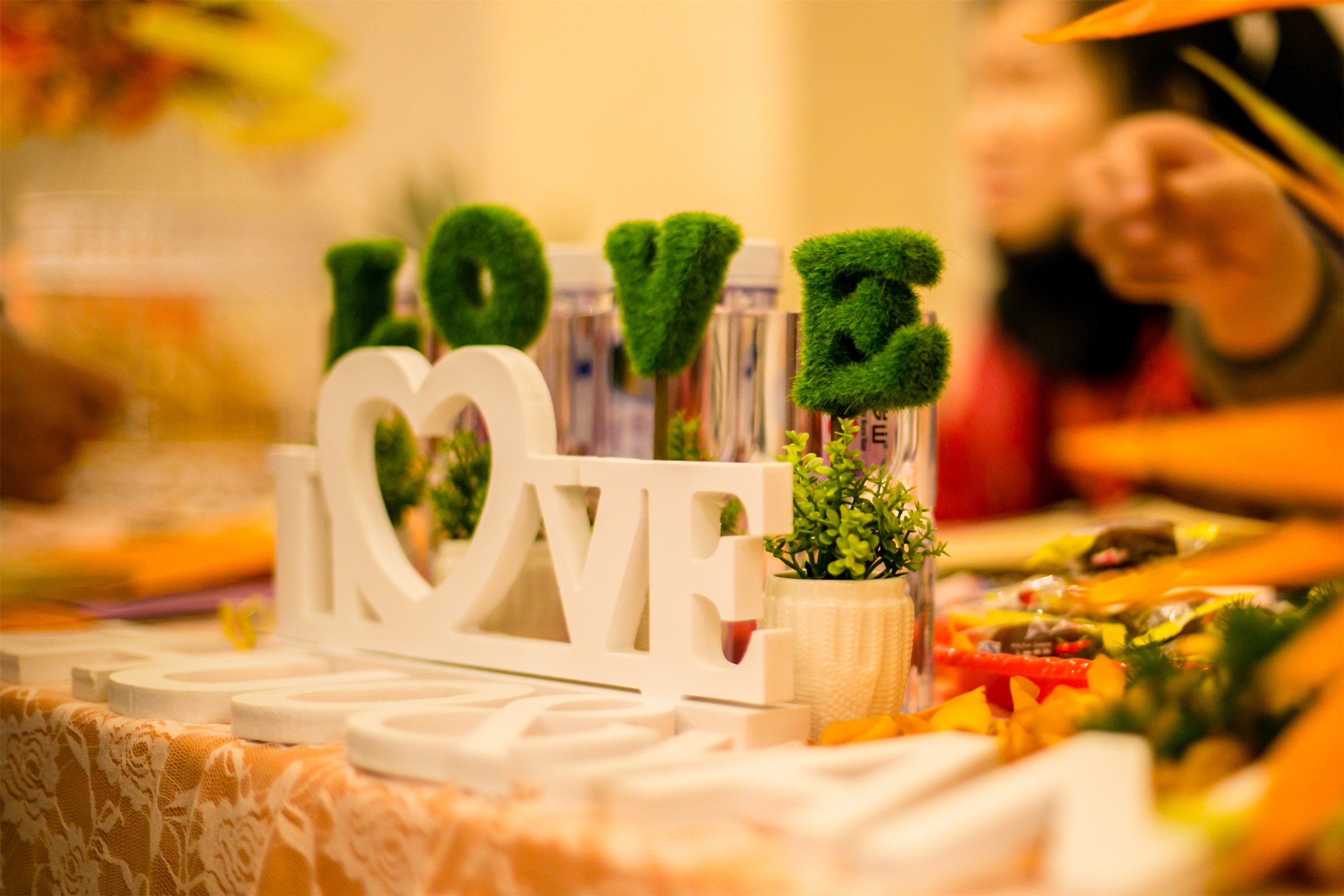 越是漂亮的女生，越是没人追求