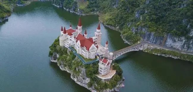 两个2021年中国十大丑陋建筑评选结果重磅揭晓