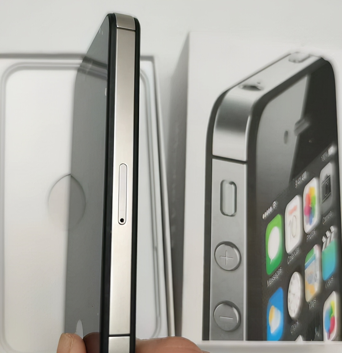带你重回2011年的秋天，iOS6系统iPhone4s开箱