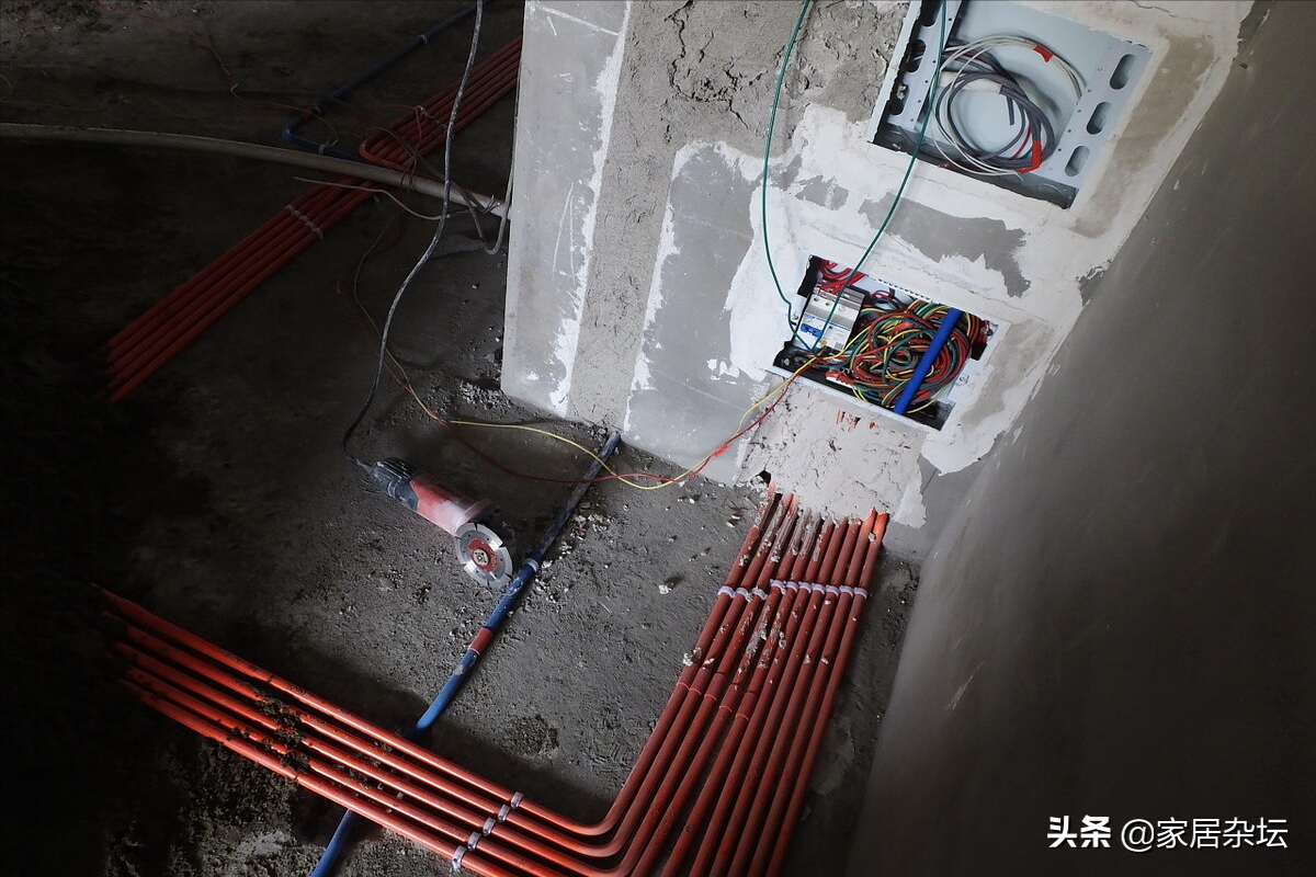 旧房改造的水电很关键，尽量不要采取断点改造，做法可以看这4点