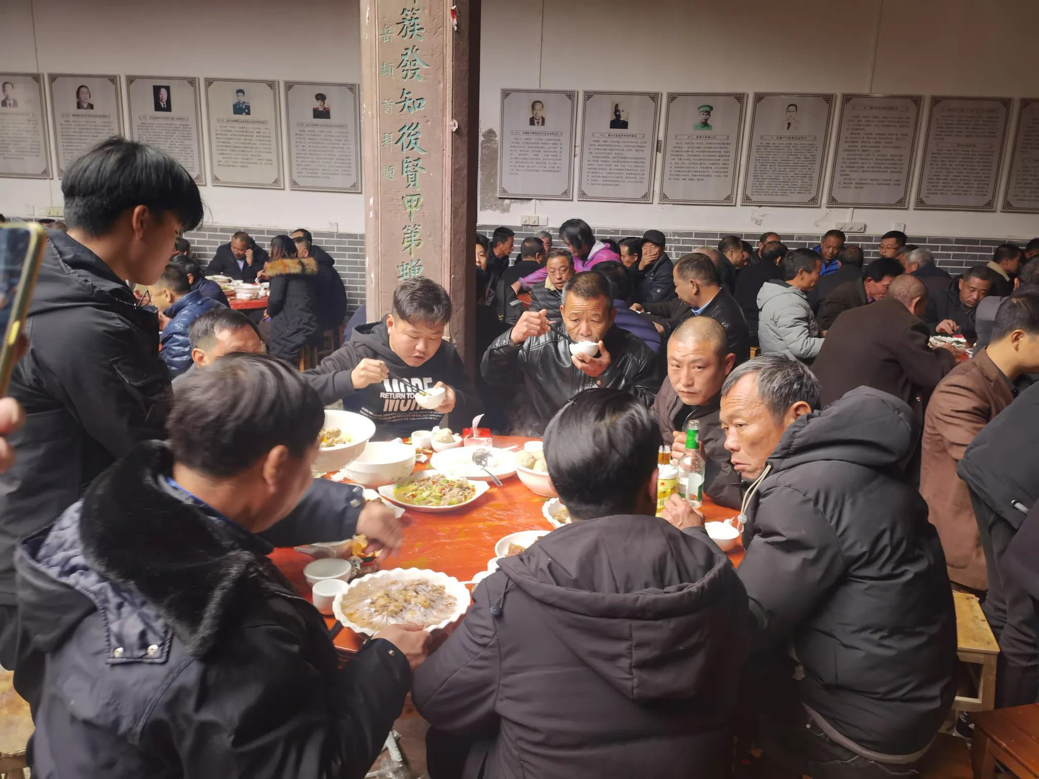 过年赣州客家人家宴一道菜：荷包胙