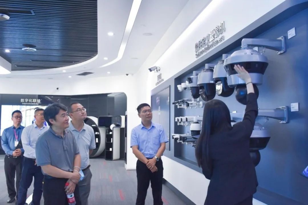紫光华智与中航智信达成战略合作，合力共促智慧民航高质量发展