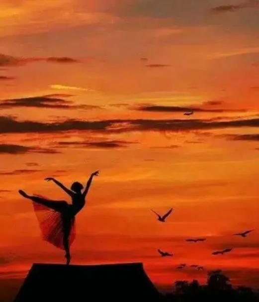 长大后才发现难忘的事不一定是快乐的，很可能充满了无奈