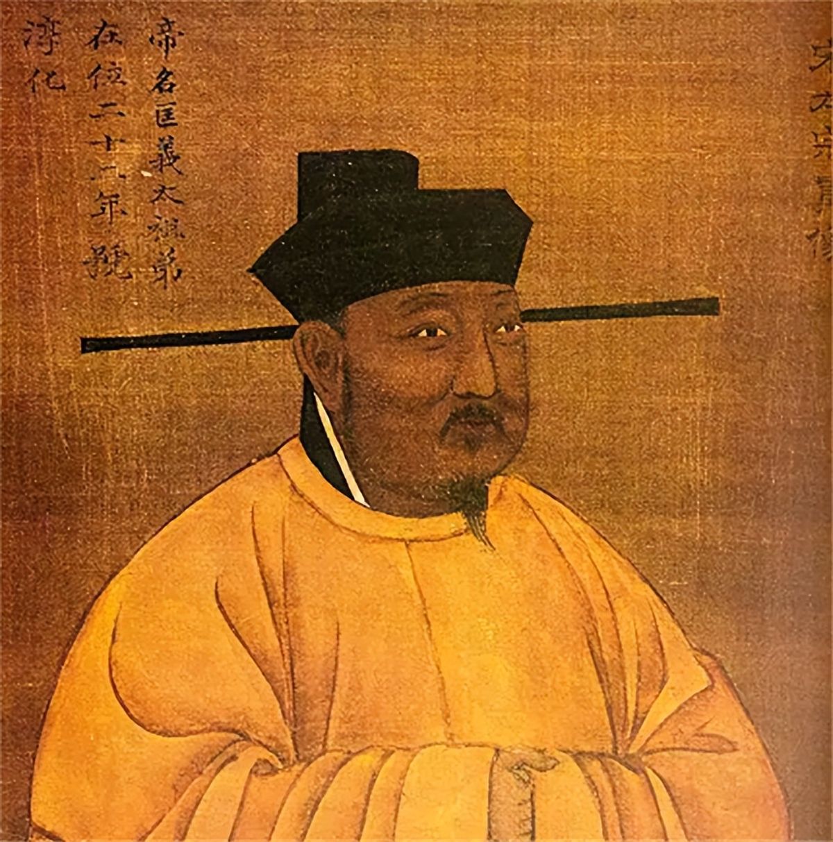 千年前，宋辽在这个村庄发生一场恶战；千年后，尸山被雨水冲出来