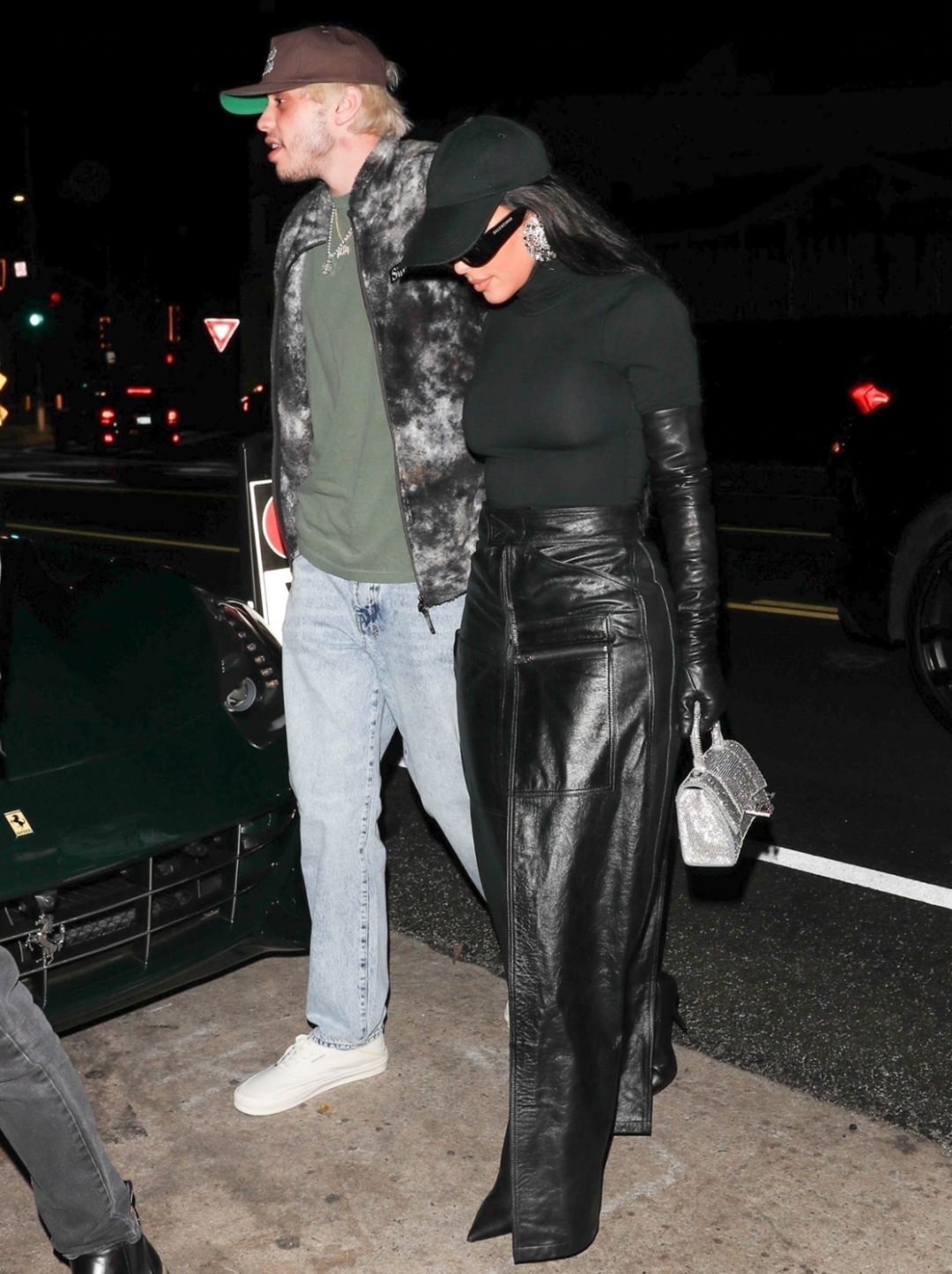 2021明星劲爆恋情！名媛老公藏私生子，日韩女神全结婚？