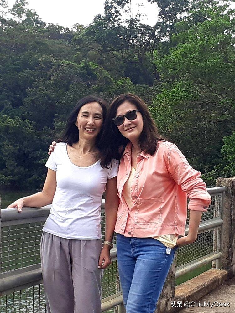 港圈又出神颜星二代！妈妈是80年代女神，与梁朝伟、周润发齐名