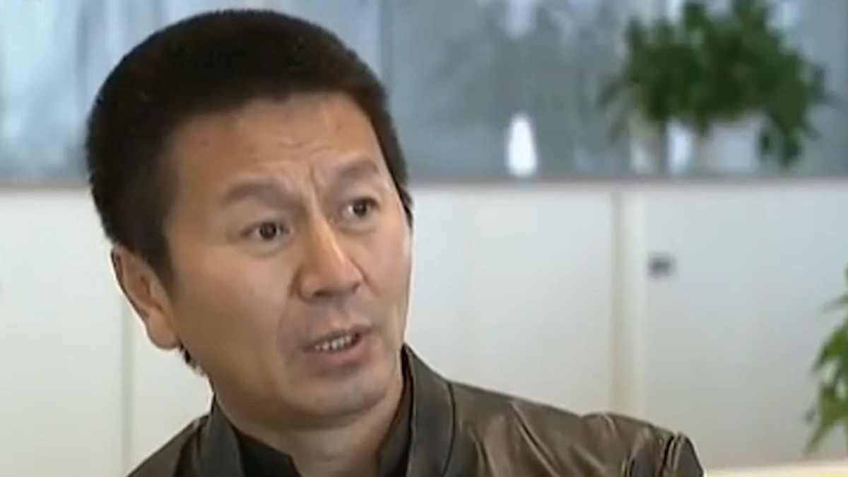 一场明星绑架案，当事人被邀请出演警匪片，刘德华还在片场耍大牌