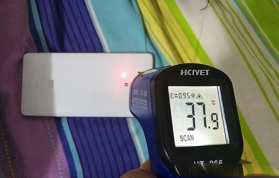 手机发烫是怎么一回事？手机会不会爆炸？