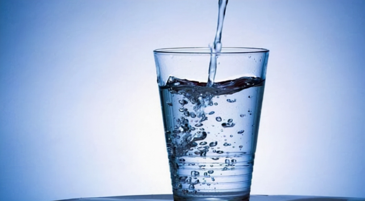 男性152-188cm标准体重对照表，自测一下，其实你的身材并不胖