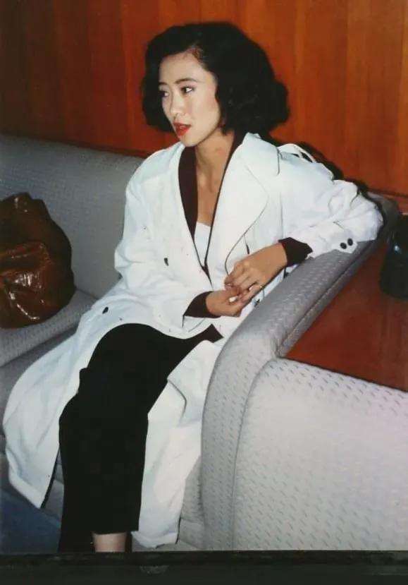 19位惊艳了时光的“80年代港风美女”，个个美到窒息，一见误终身