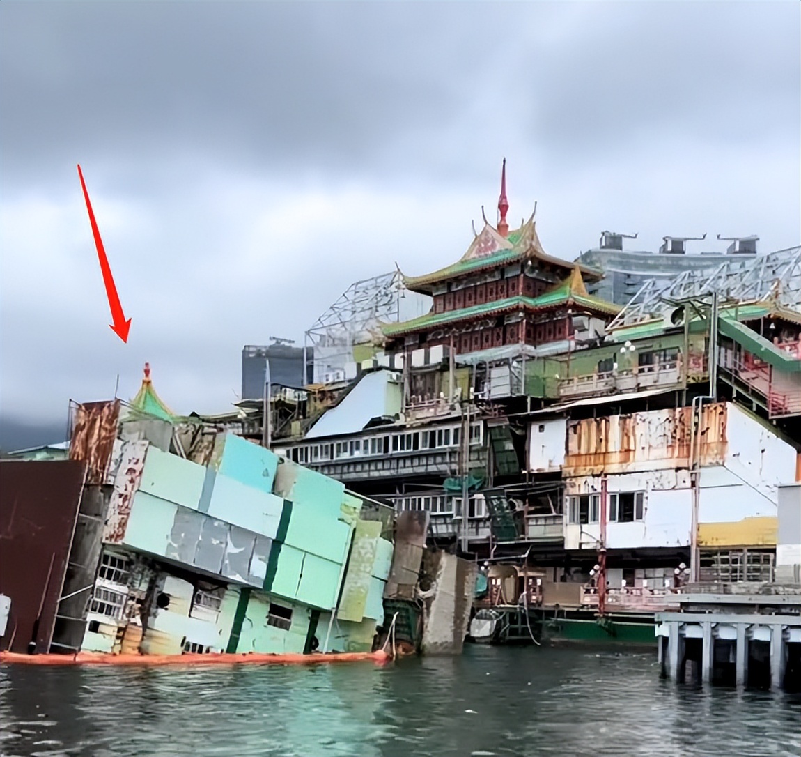 海上最大食府“珍宝海鲜舫”沉没，最后画面曝光，被疑计划沉船