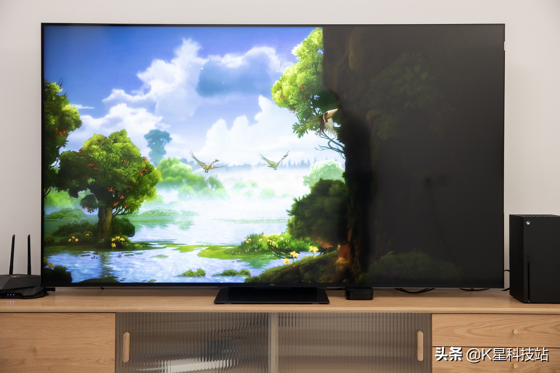 QD-Mini LED 战未来，国产电视画质的天花板，TCL X11电视机评测详解