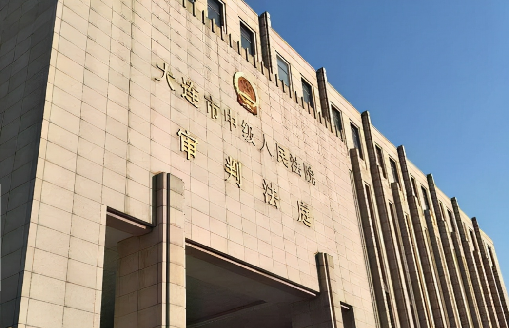 “我爸是大官”韩方奕：当街打死警察，被判死缓不到7年成功减刑