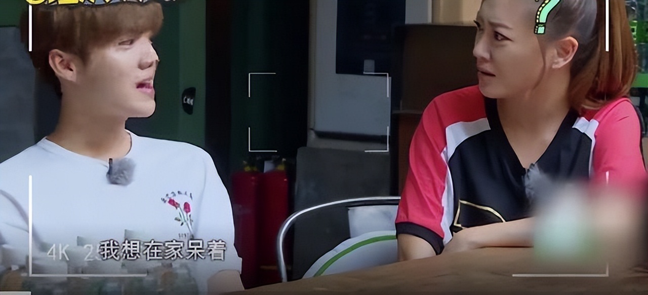 娱乐圈的“半仙”体质：应采儿嘴是真毒，莫小奇预测了半个娱乐圈