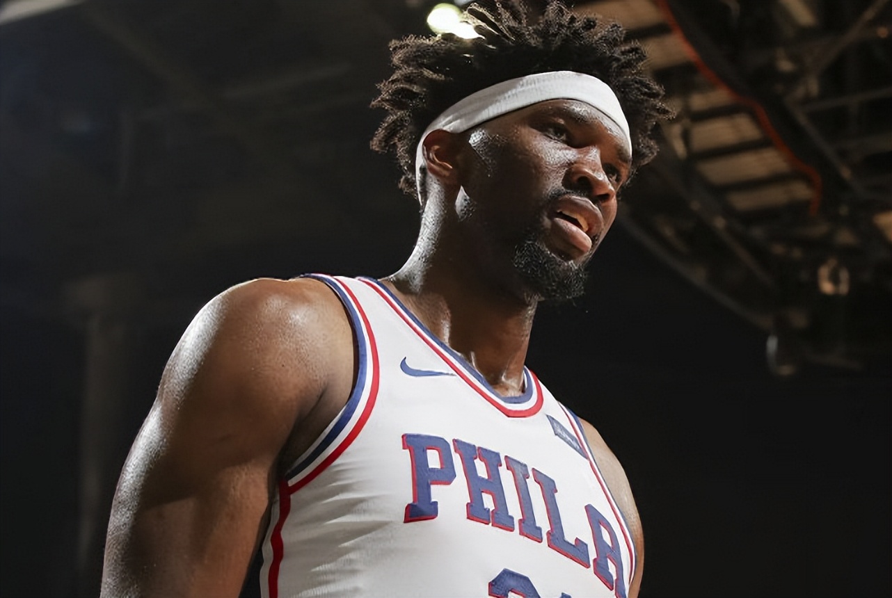 是nba历史上第5位多次获得mvp的中锋球员,前4位分别是摩西马龙(3次)