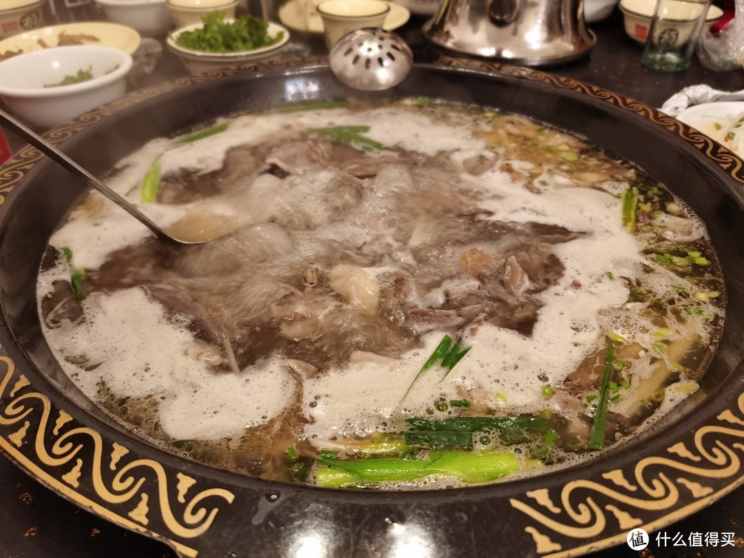 旅行就要边走边吃：舌尖上的昆明，盘点我在昆明吃到的各种美食