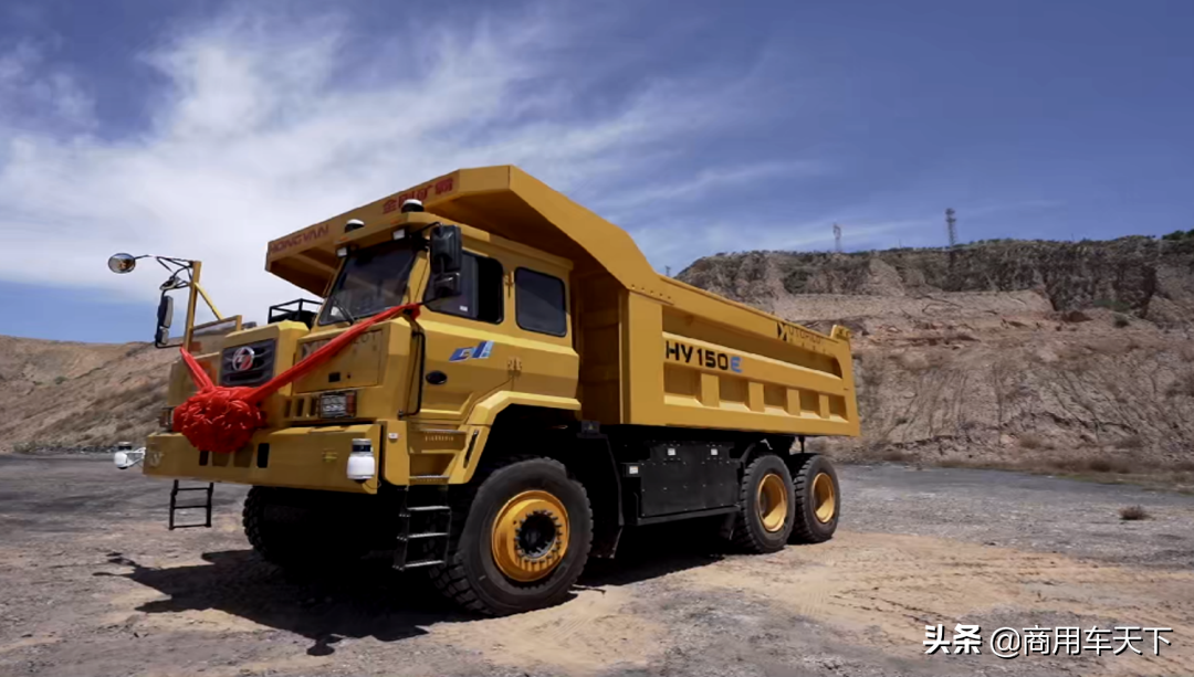 “绿色赛道”大有可为，上汽红岩新能源牵引车问鼎月销冠军