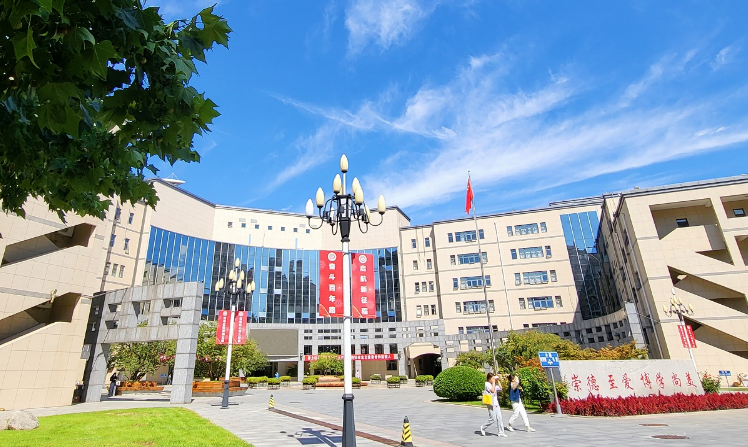 女生最多的5所大学，男生都是“稀有动物”，很容易找到女朋友