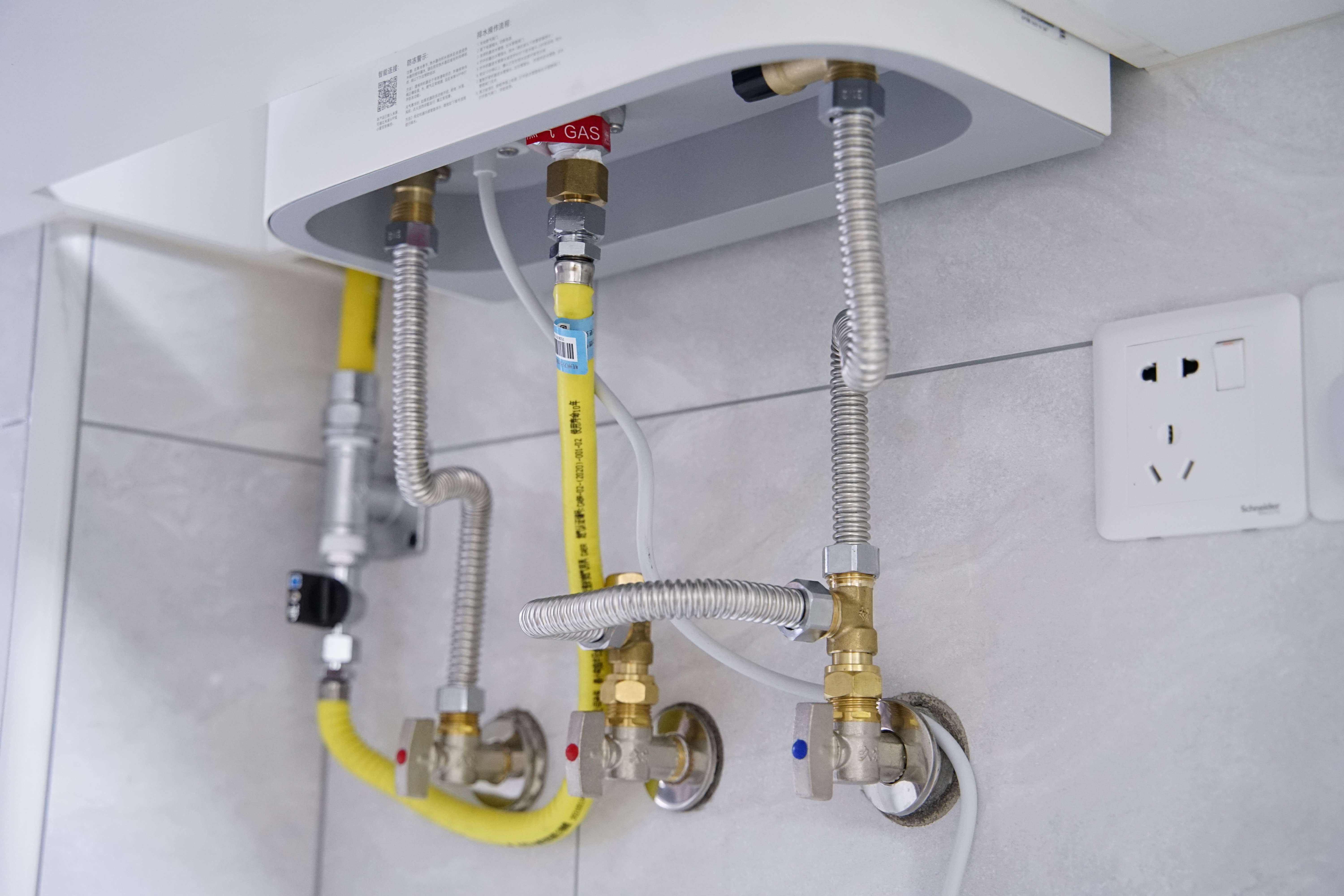 零冷水燃气热水器,可以做到"打开水龙头就流出热水".