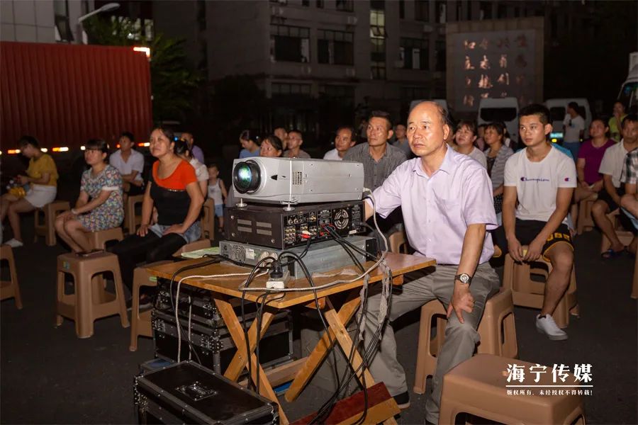 《庐山恋》男主现身海宁这个地方 与村民共享“仲夏夜光影梦”