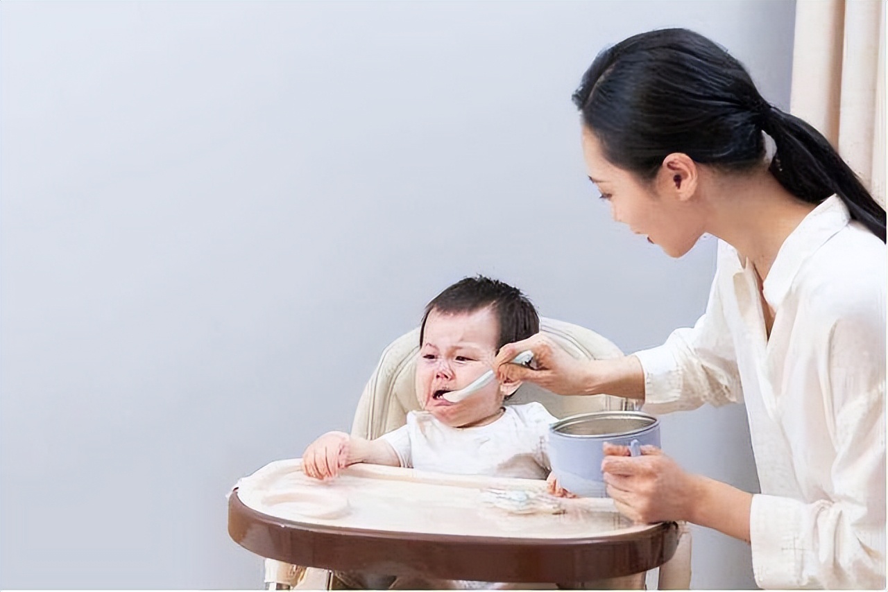 刘璇儿子4岁了还未吃过盐：孩子加盐是早一些好还是晚一些好？