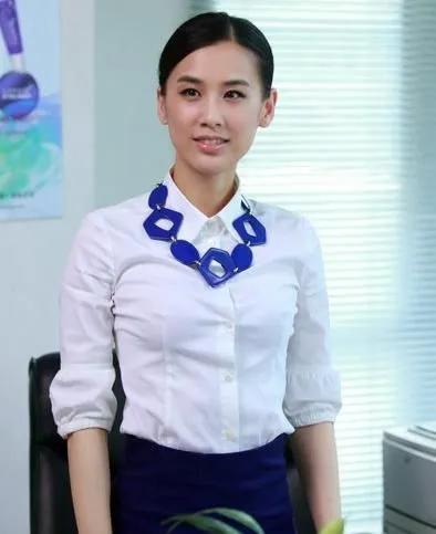 黄圣依，30张精美的照片