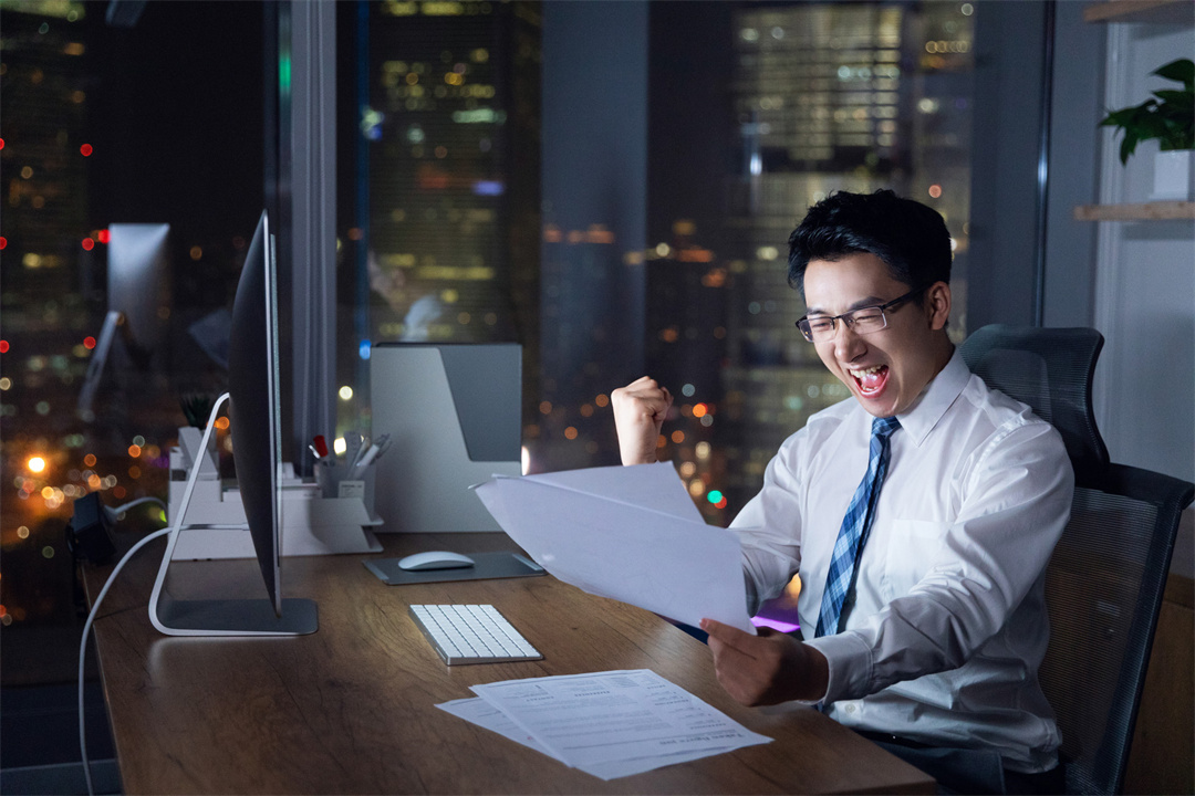 如果你特别想辞职，快到崩溃了，你会继续忍一忍，还是果断辞了？