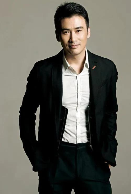 柳雲龍導演 叱咤之城 開機 于和偉打假參演 天天看點