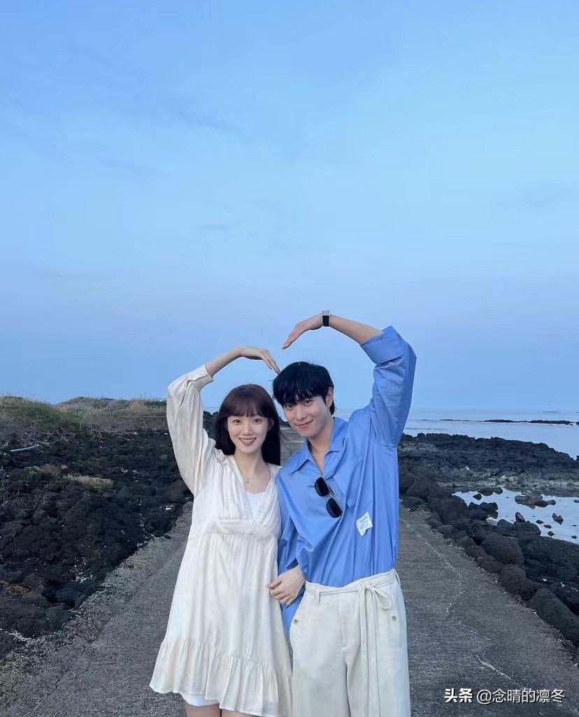 李圣经公开与金永大甜蜜合照，“流星”情侣太甜啦