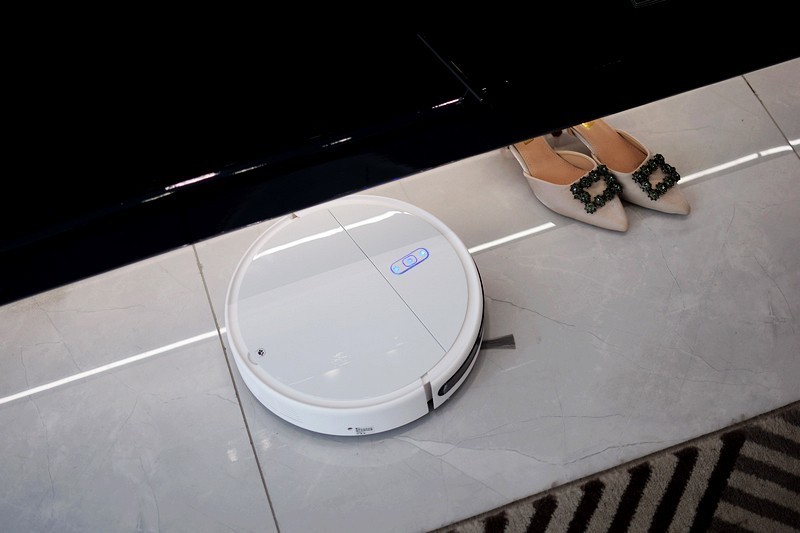 给宠物一个健康成长的家 浦瑞克N8Plus宠物净毛宝扫地机器人