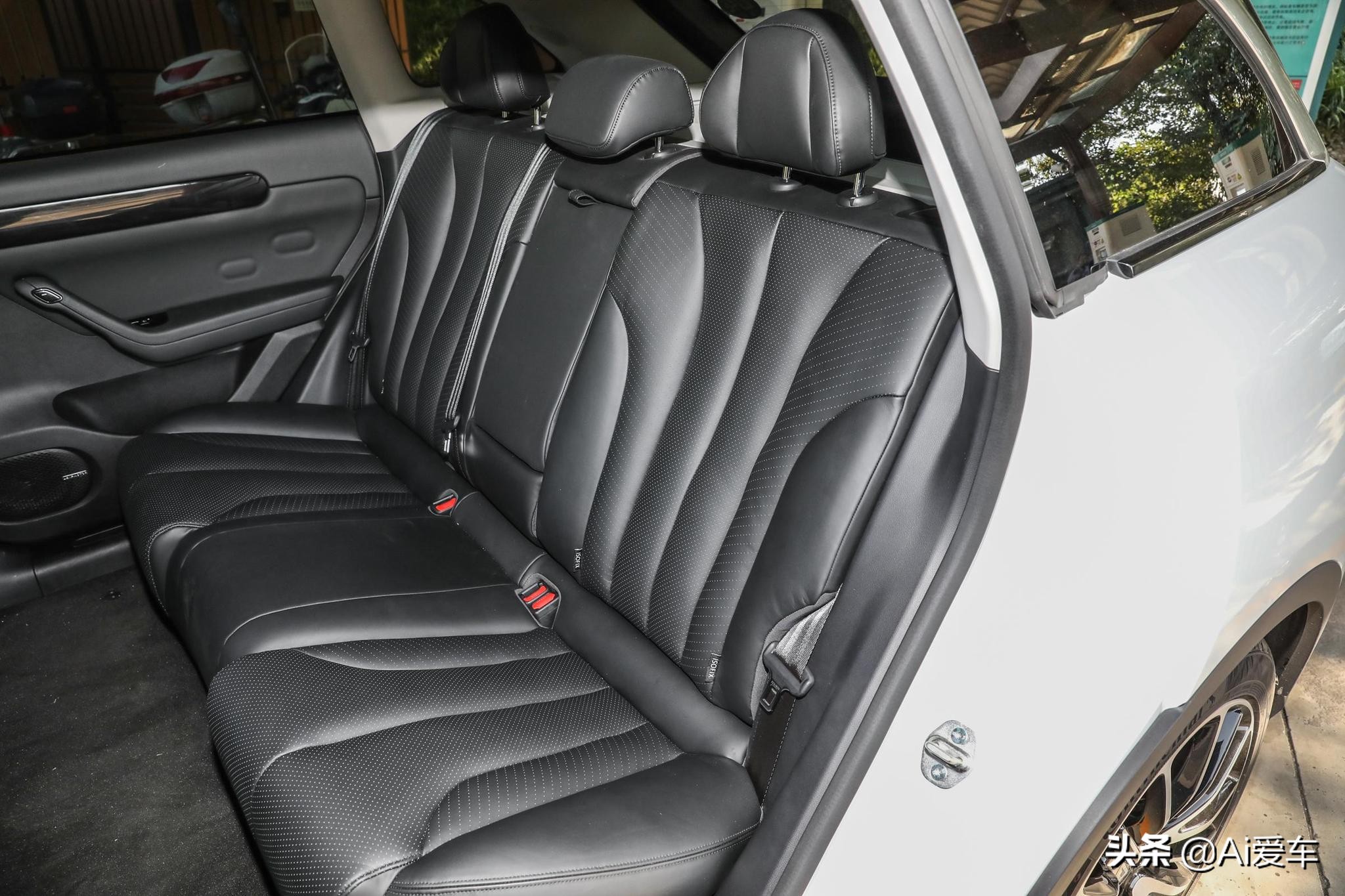 续航610公里带后驱，低价快充大空间家用SUV，养车便宜，零跑C11