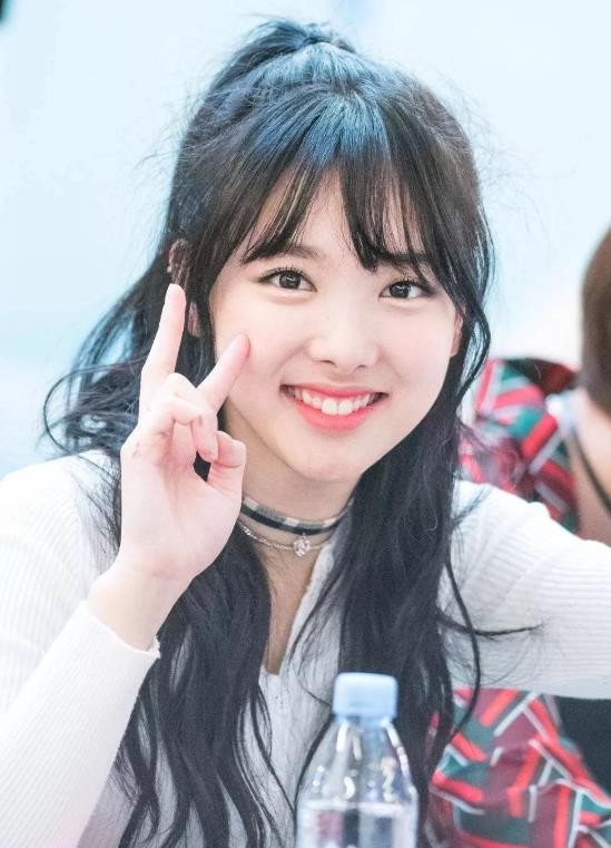曾因金希澈一句话陷风波后solo出道她靠什么艳压twice队友