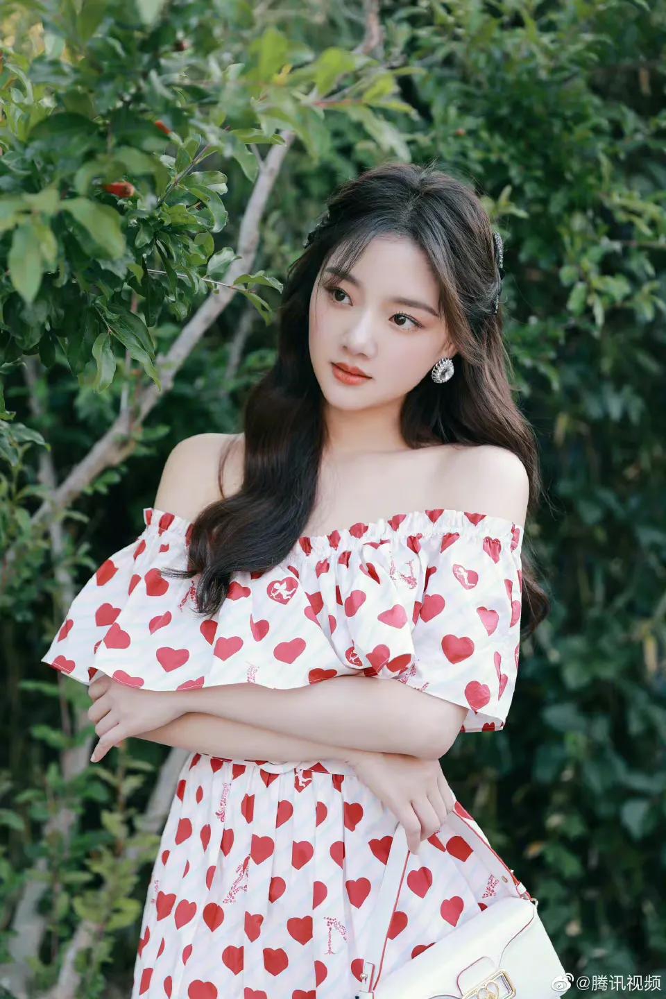 6.7图:刘亦菲 杨幂 周也 任敏 迪丽热巴 陈飞宇 韩庚 杨蓉 檀健次
任嘉伦