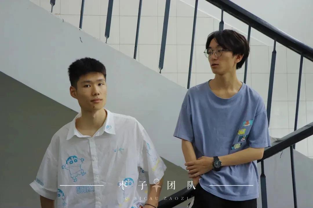 985×2+211×4=？，川农这个寝室不一般