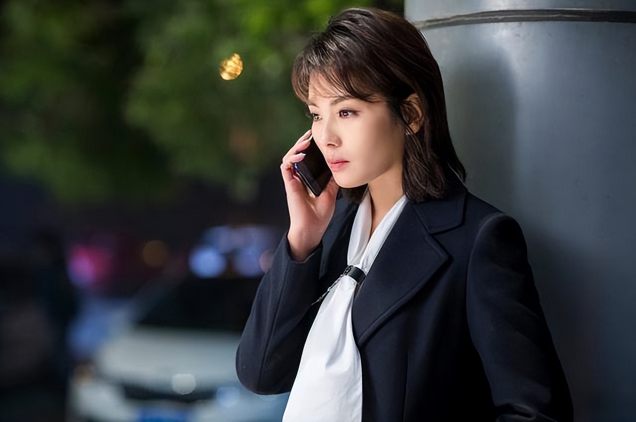 同样饰演职场女精英，把陈数、姚晨和杨颖放在一起，差距就出来了