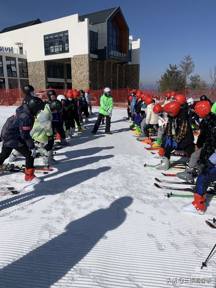 扶风县都有哪些奥运会体育项目(扶风县第二初中“走上冰雪•滑向冬奥”冰雪研学活动纪实)