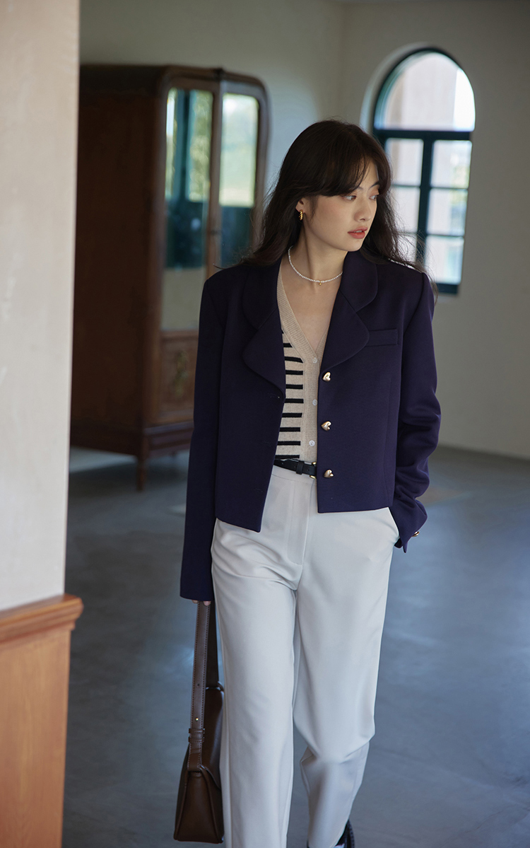 女生西装配什么鞋子